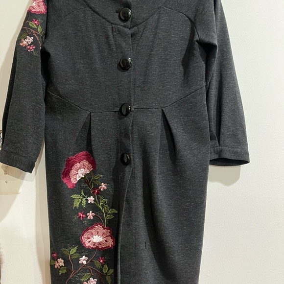 Gray Sheath Dress with Collar and Long Sleeves M. H-2